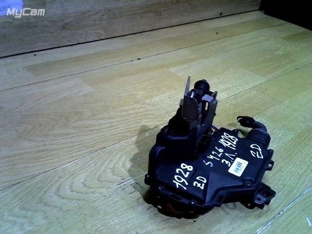 Замок двери к Audi A4 2003