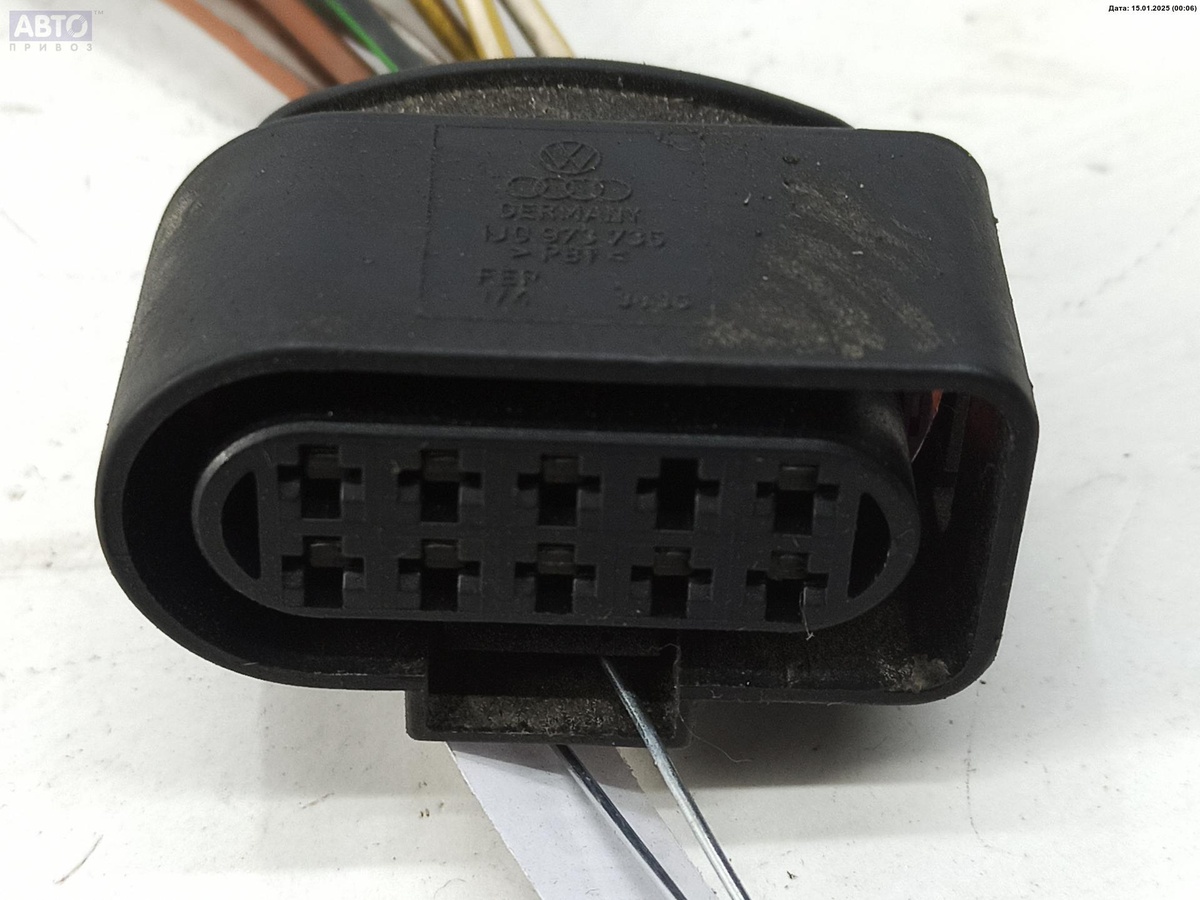 Разъем AUX / USB к Audi A6 1997