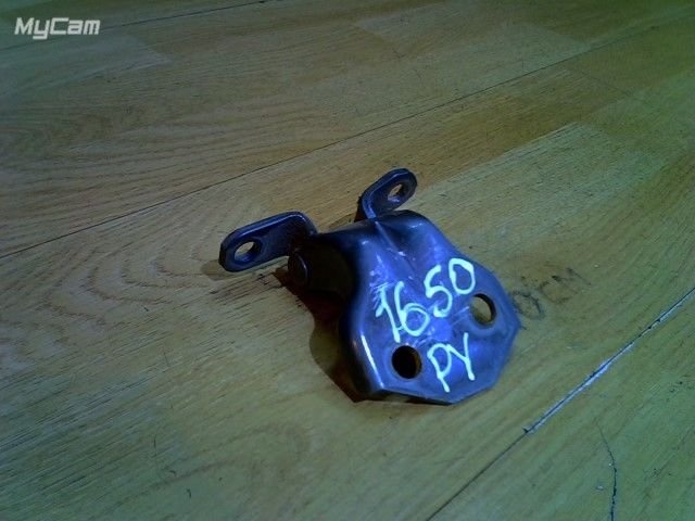 Петля двери к Subaru Legacy 1998