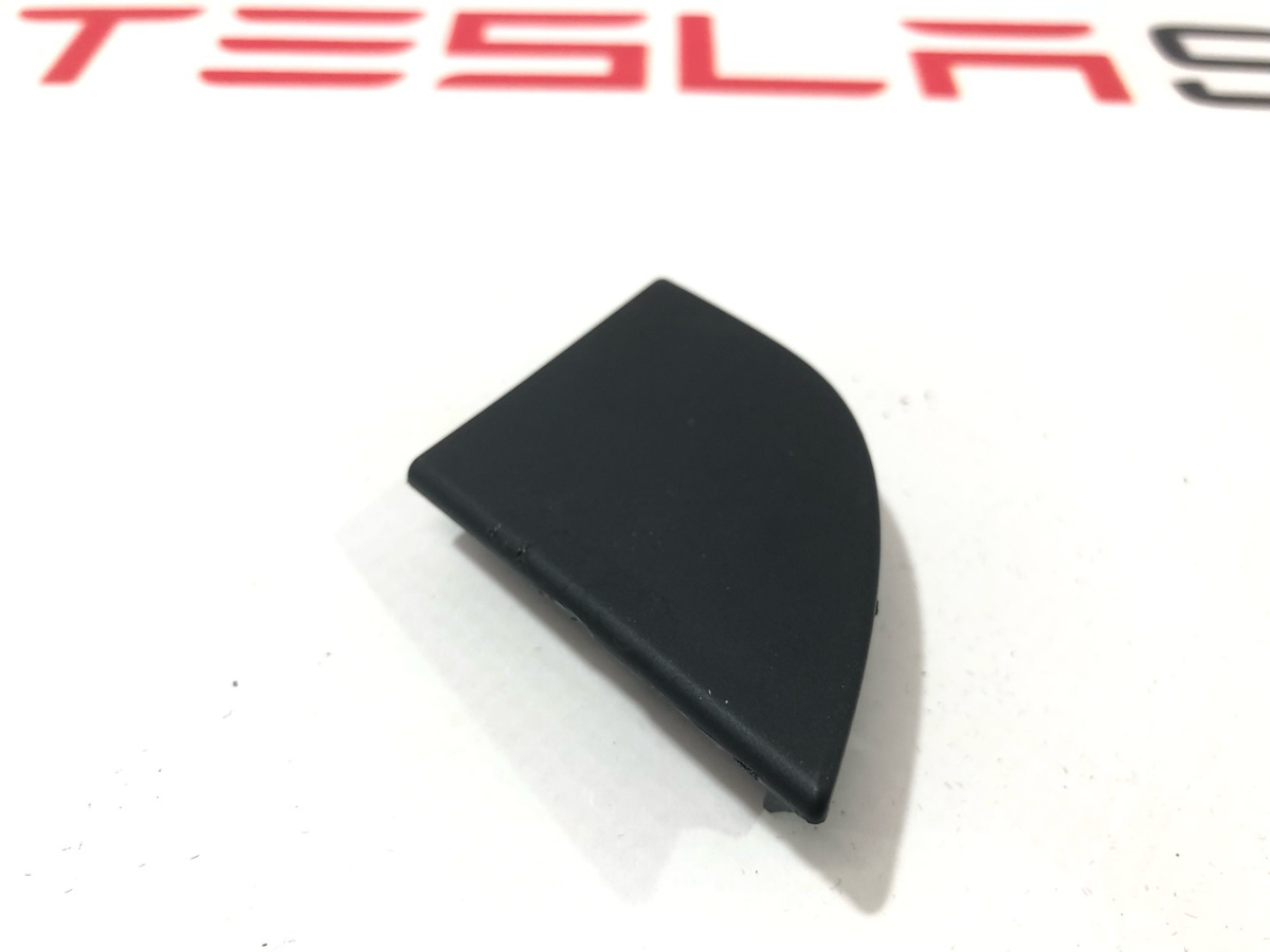 Заглушка к Tesla Model X 2022