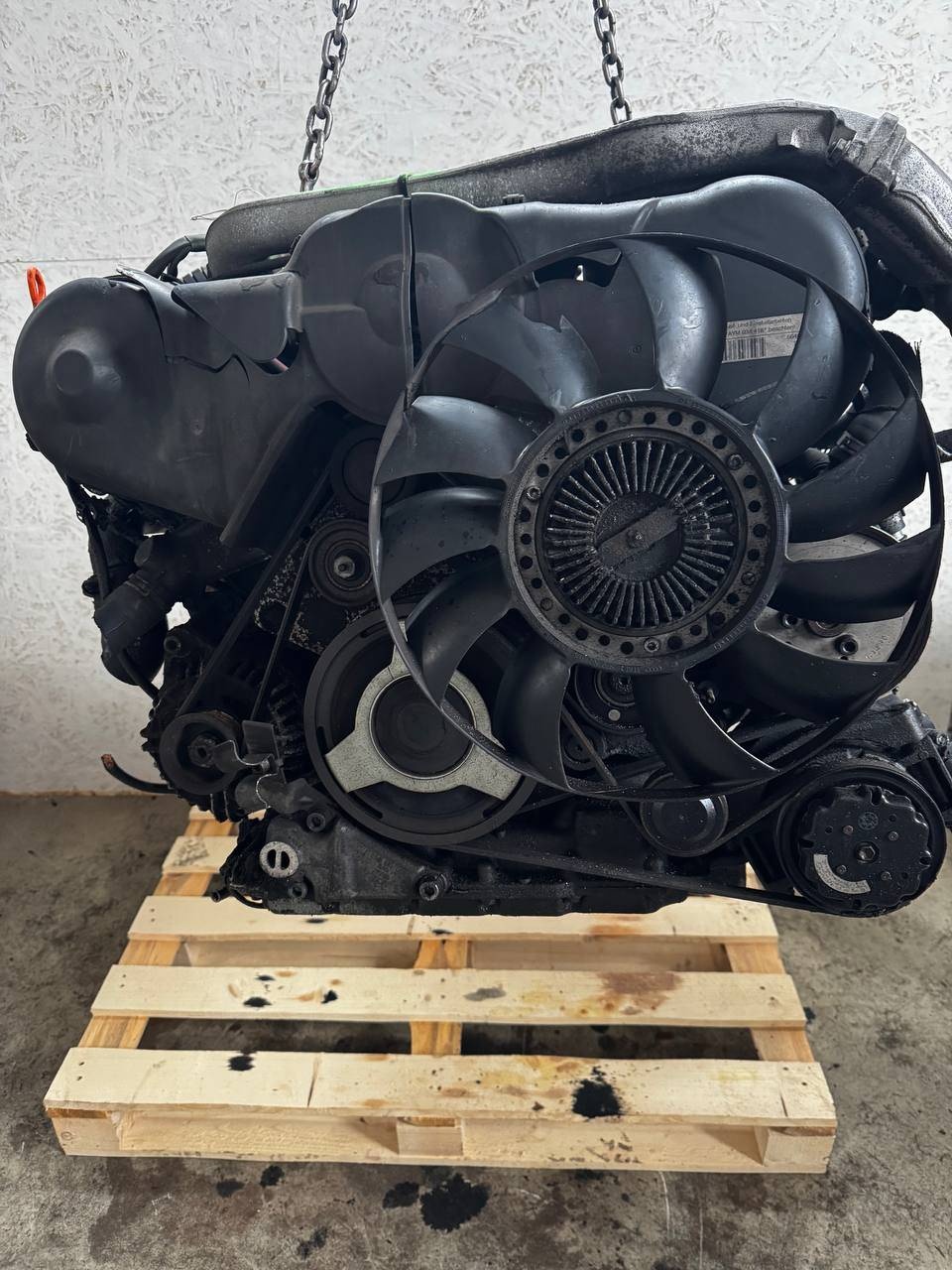 Двигатель к Audi A6 2003
