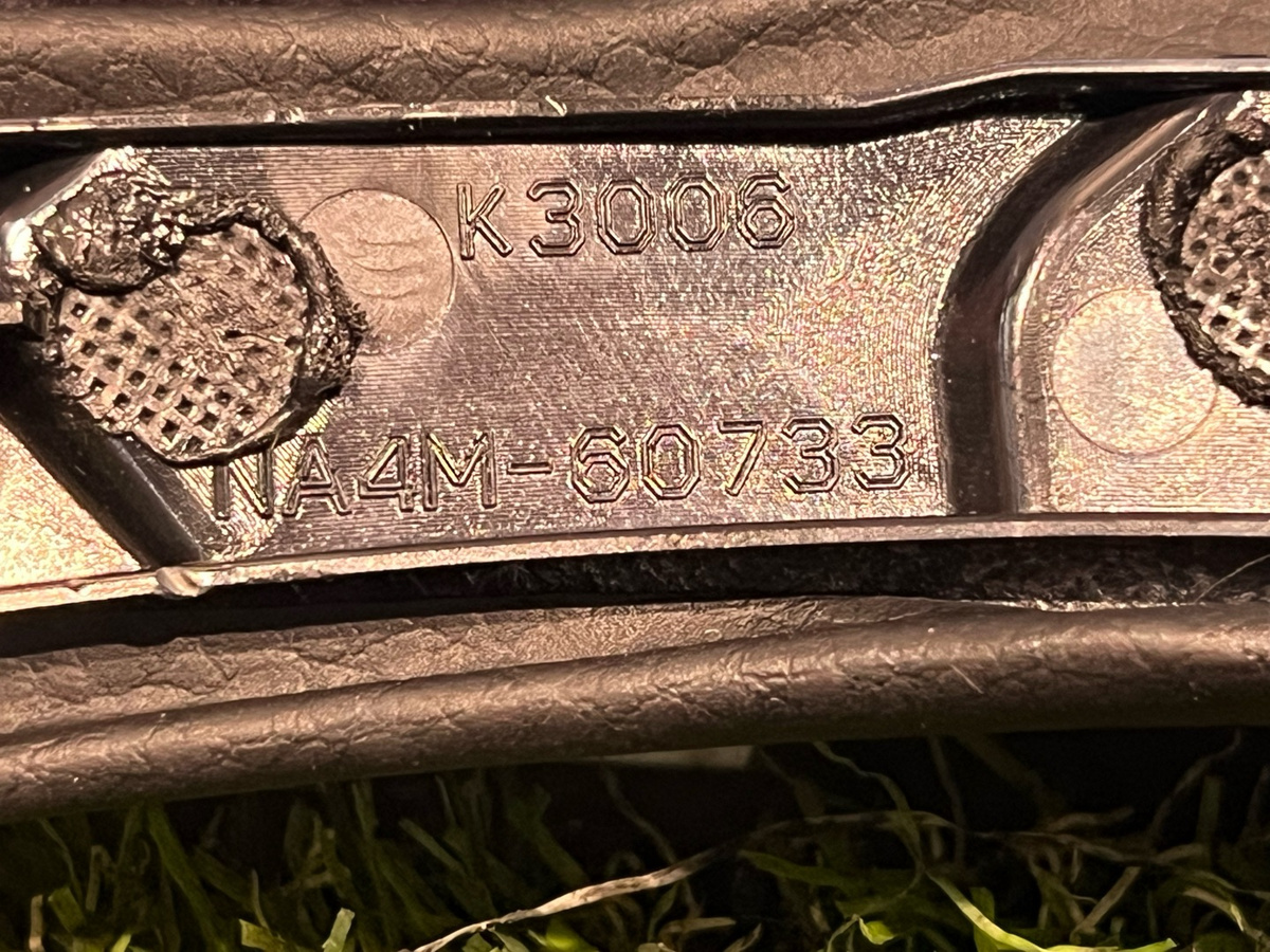 Накладка декоративная на торпедо к Fiat 124 2018