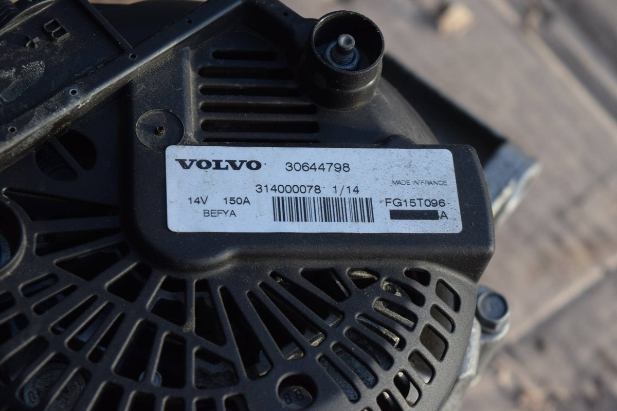 Генератор к Volvo Camry 2013