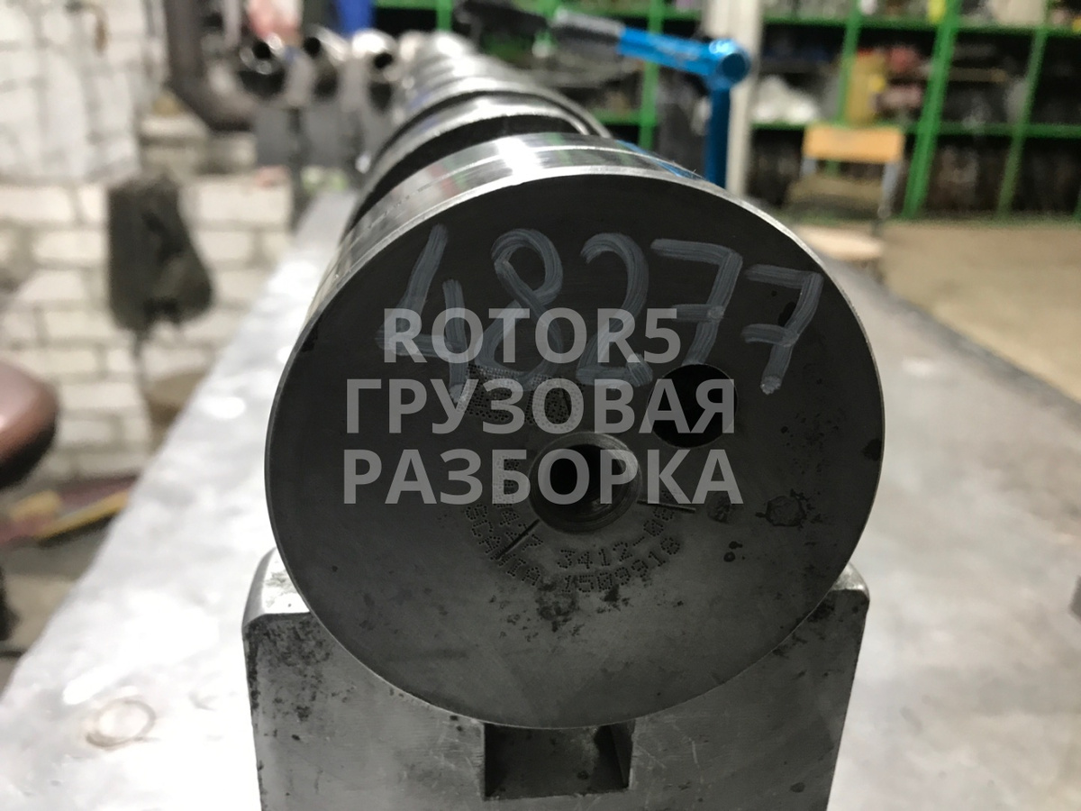 Распредвал  124 2004