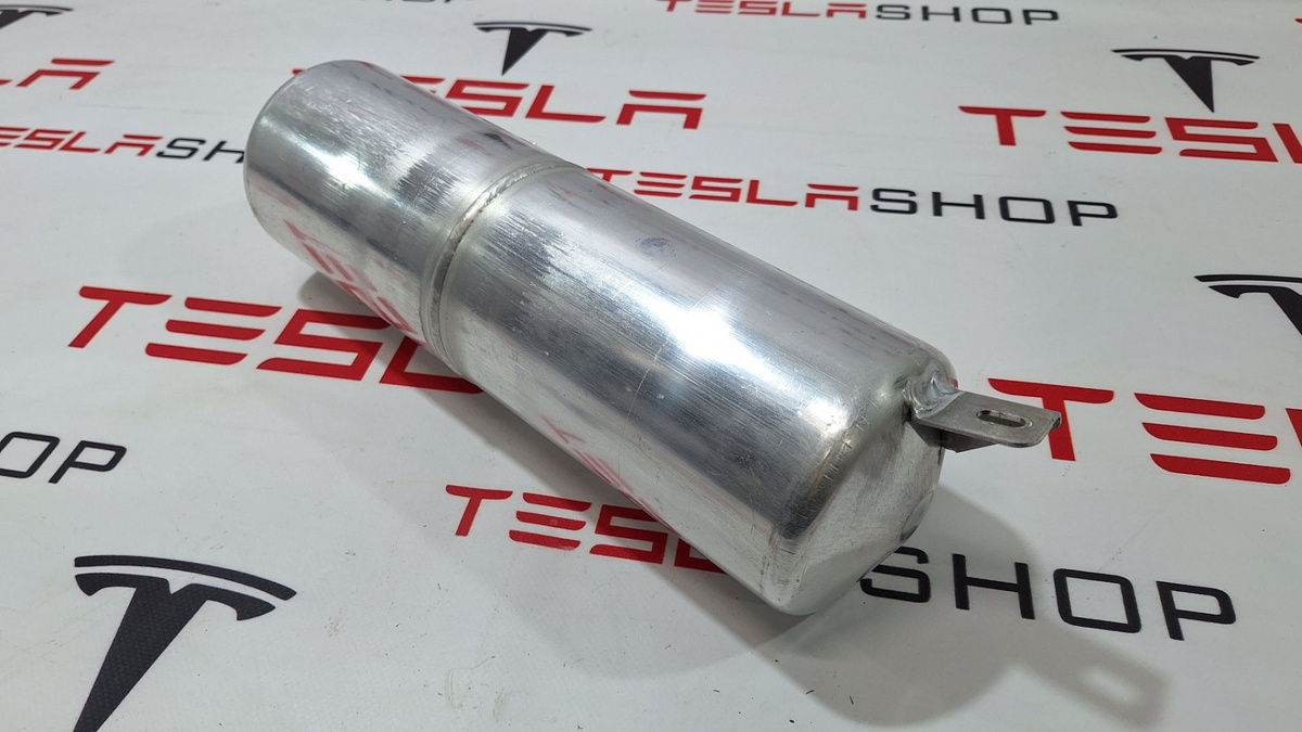 Ресивер пневмоподвески к Tesla Model X 2022