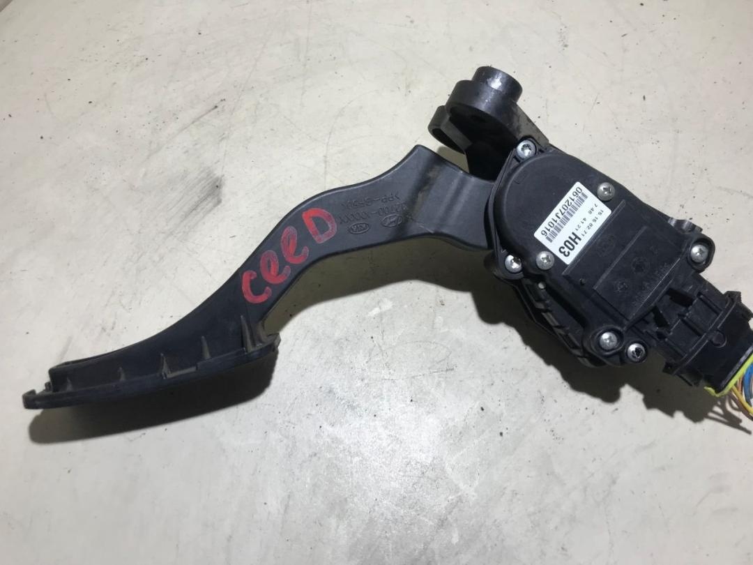 Педаль к Kia Ceed 2008