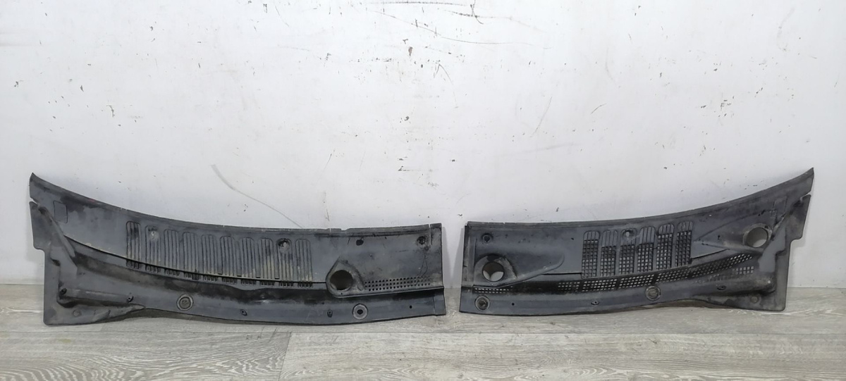 Дождевик к Nissan Almera Tino 2002