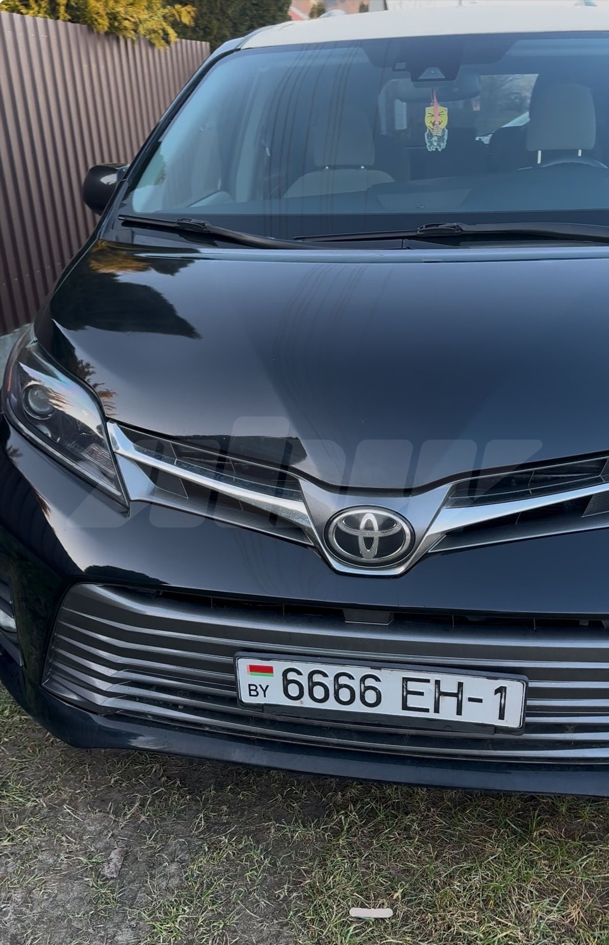 Toyota Sienna III Рестайлинг 2, 2017