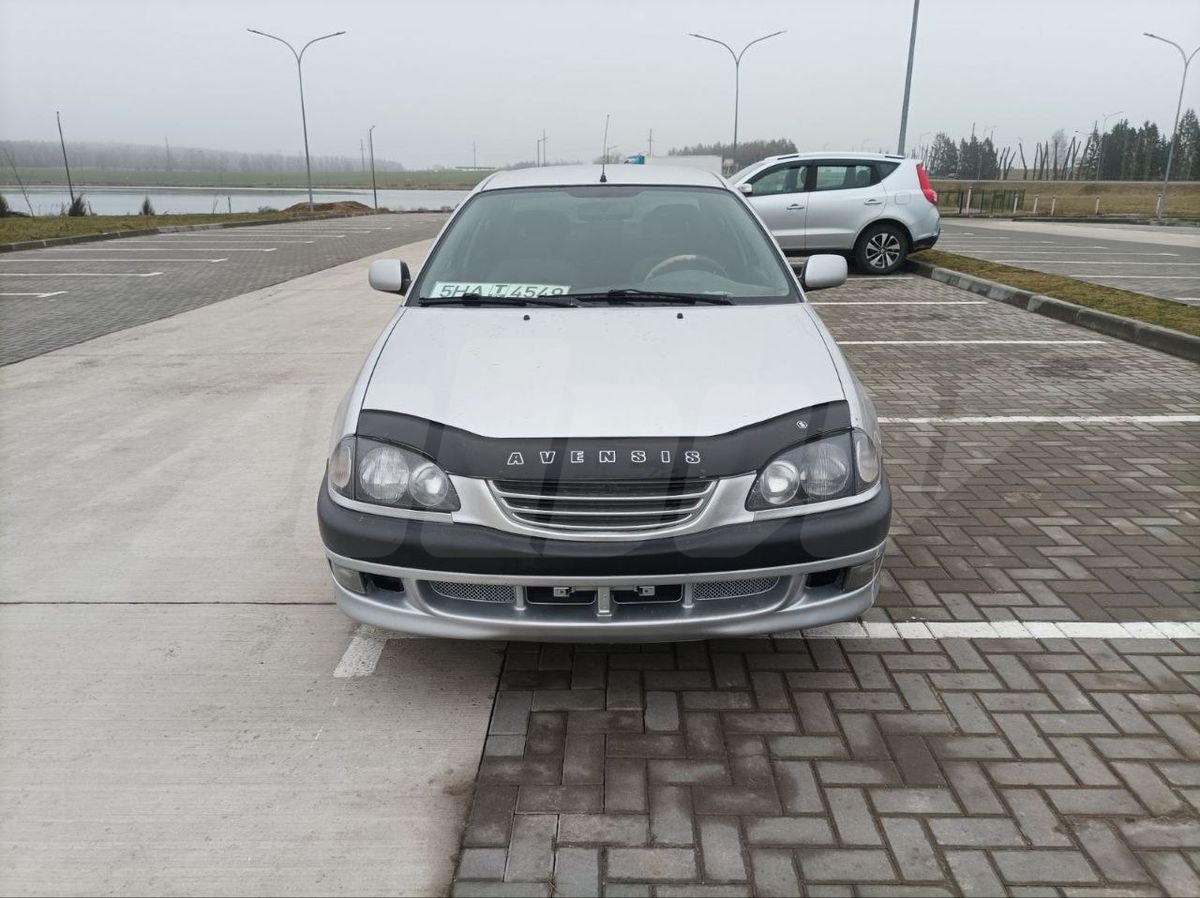 Toyota Avensis I, 1998