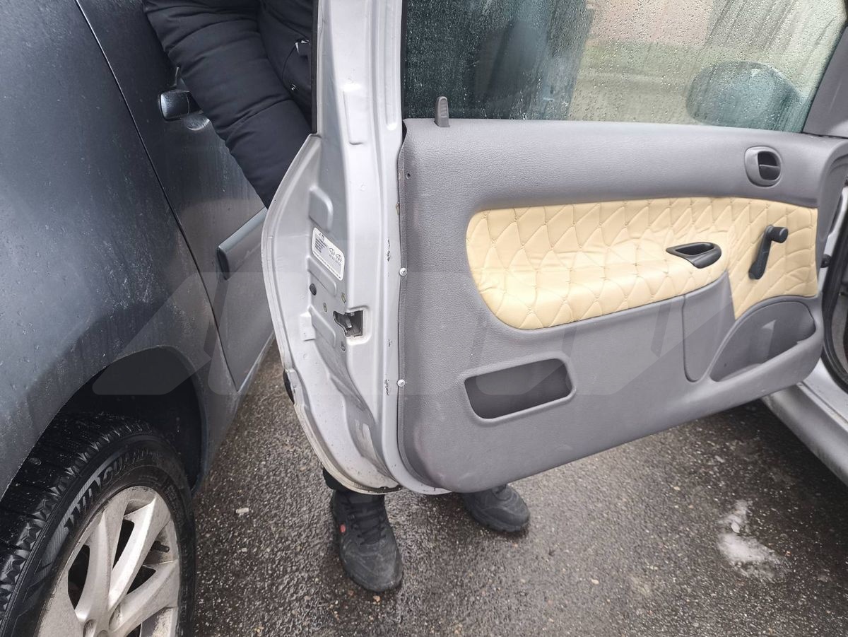 Peugeot 206 I, 2000