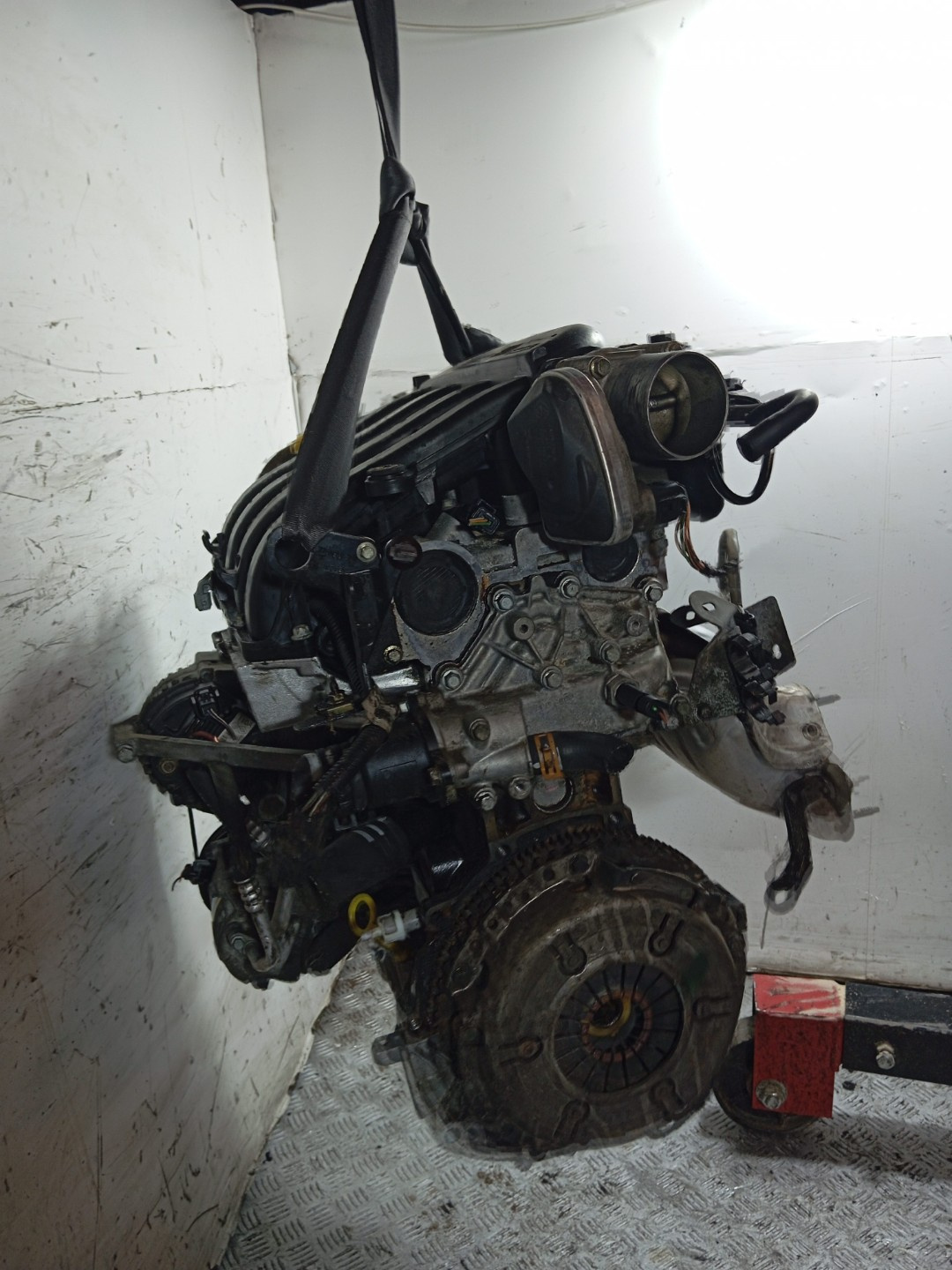 Двигатель к Renault Megane 2004
