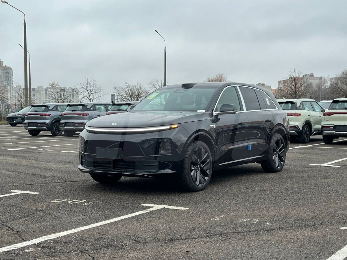 Li Auto L6 I, 2024
