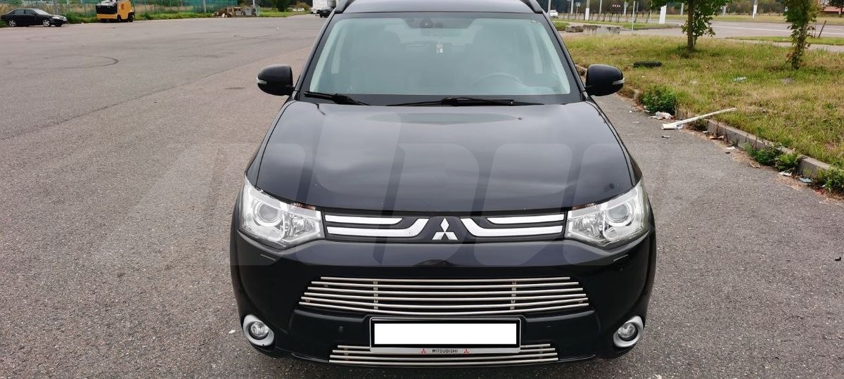 Mitsubishi Outlander III, 2012