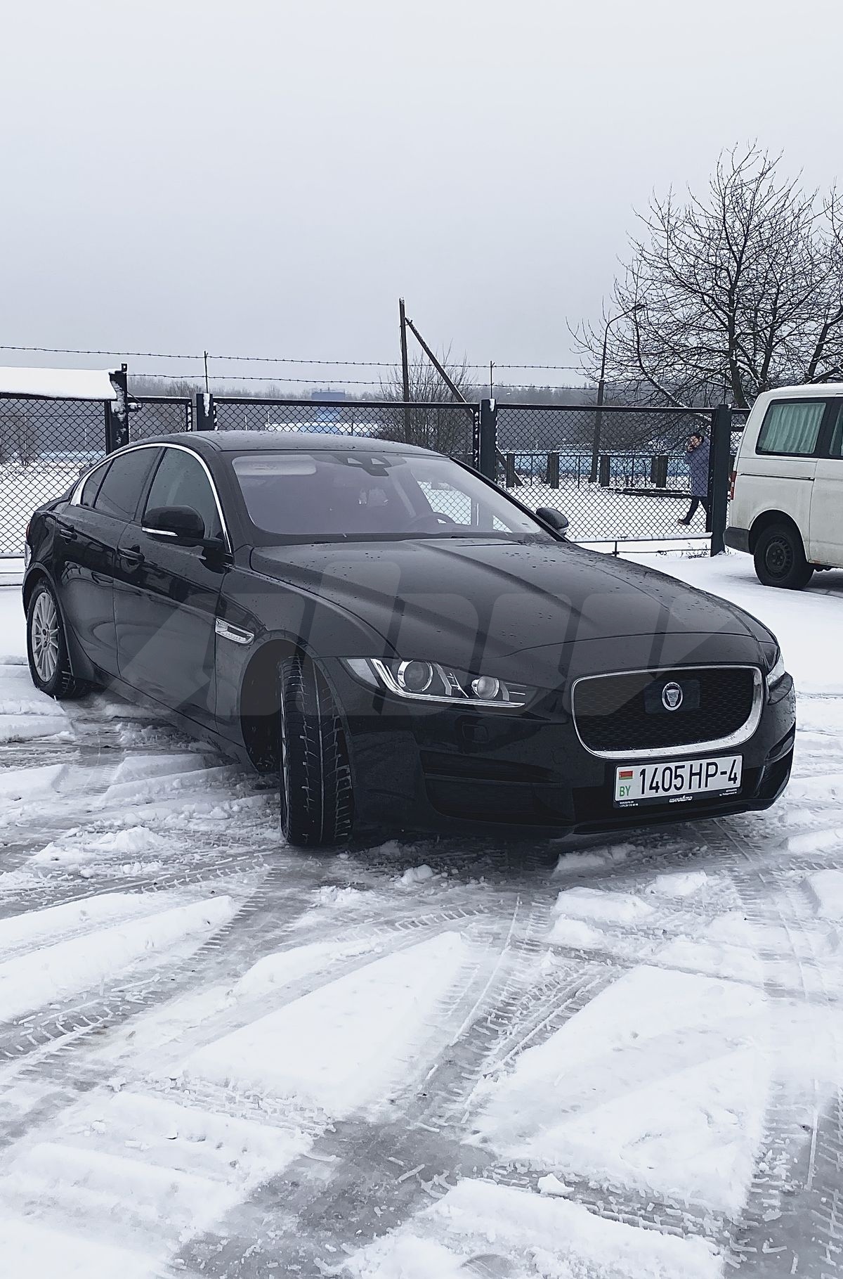 Jaguar XE I, 2016