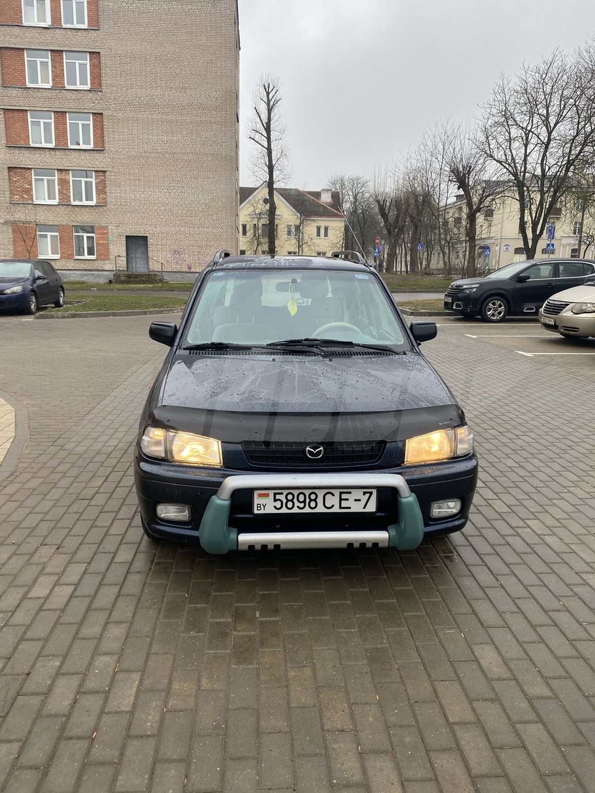 Mazda Demio I (DW), 2000