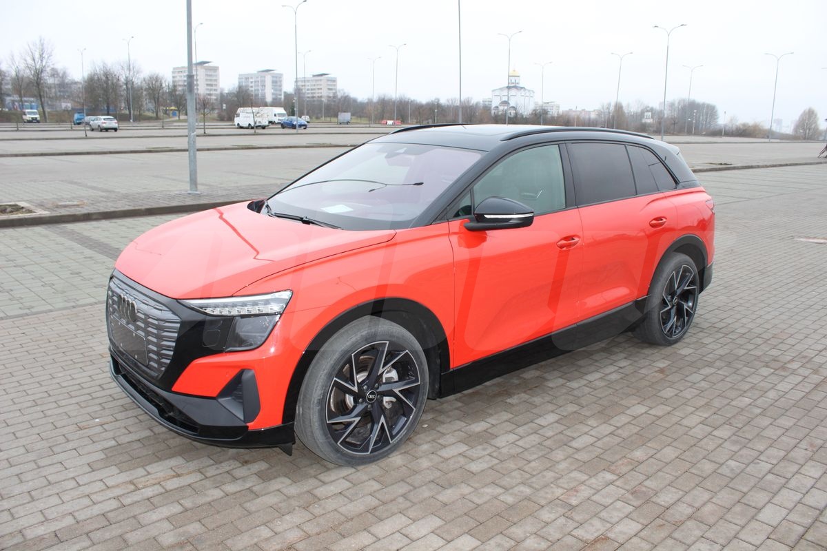 Подбор и доставка Audi Q5 e-tron (Ауди Ку5 е-трон)