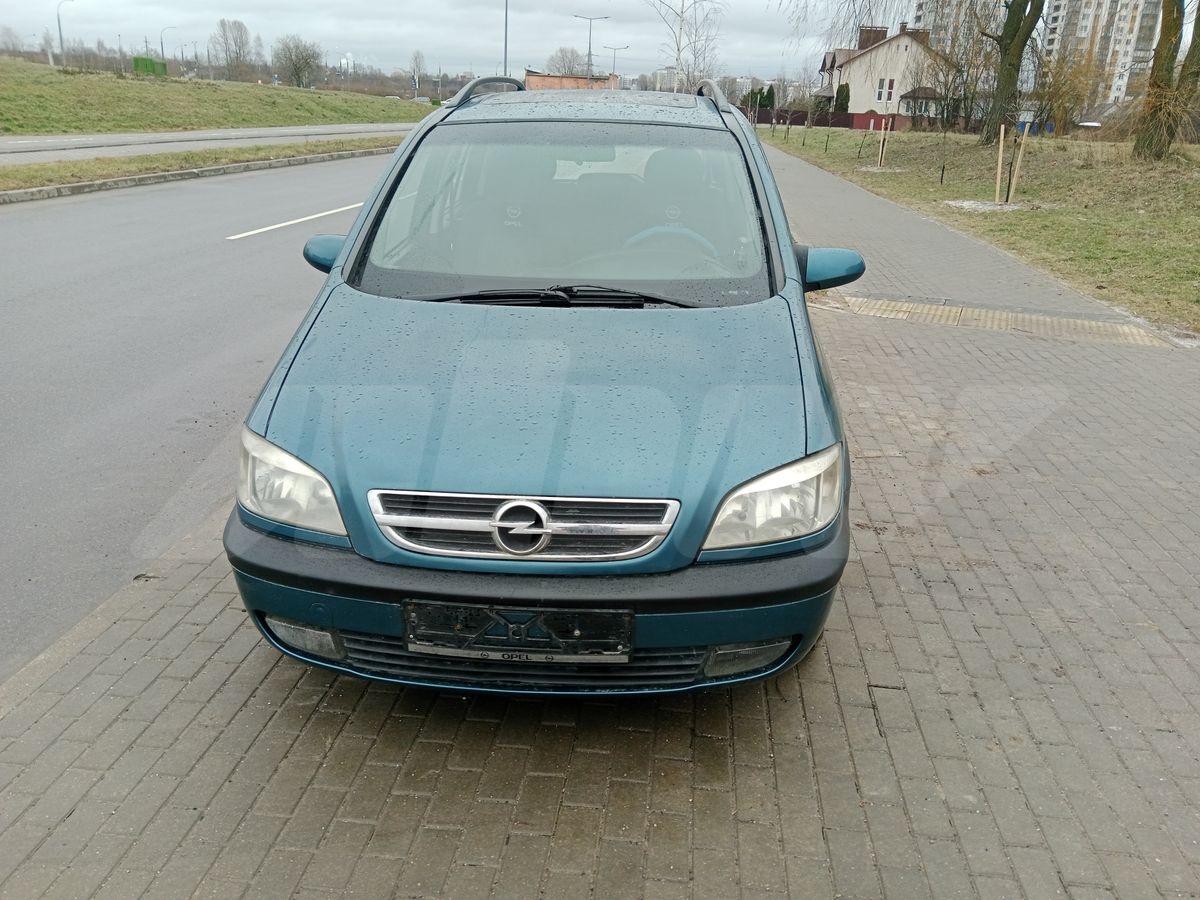 Opel Zafira A, 2001