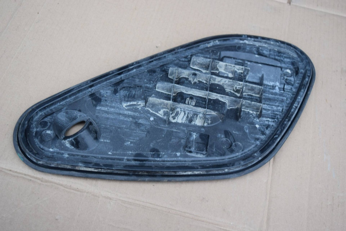 Накладка двери передней левой к Audi A5 2022