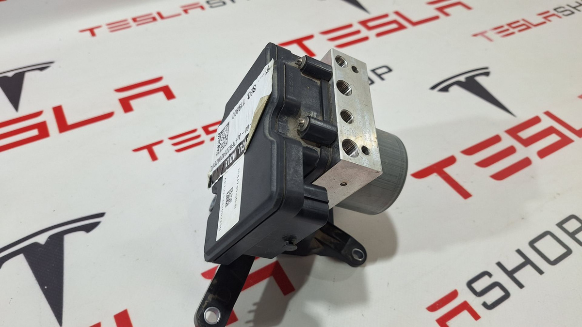 Блок ABS к Tesla Model X 2022