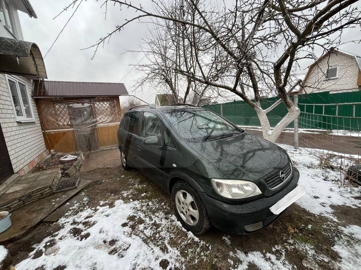 Opel Zafira A, 2001