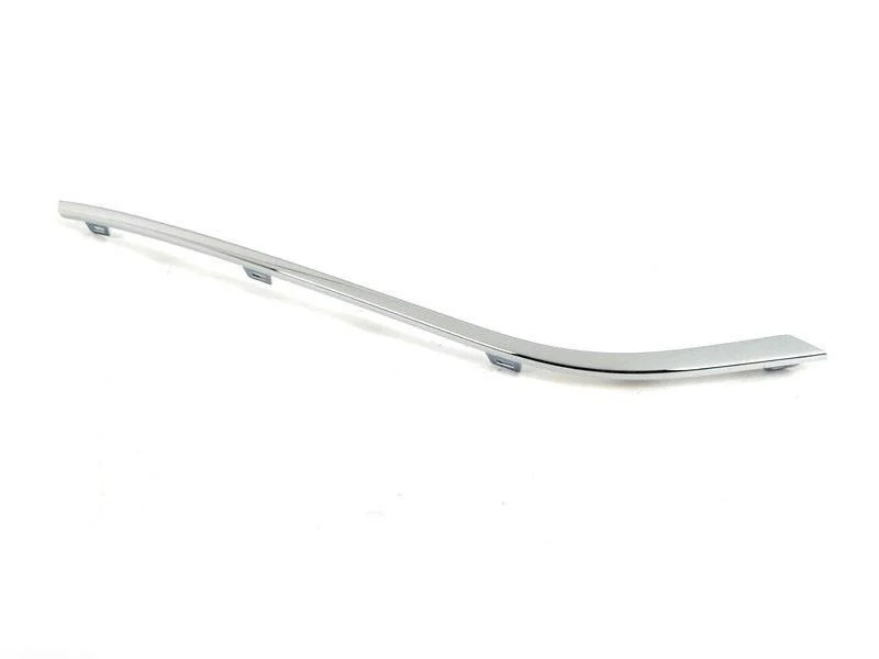 Молдинг бампера переднего к Volkswagen Passat 2012