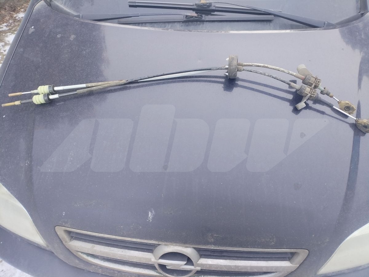 Тросы к Opel Zafira 2004