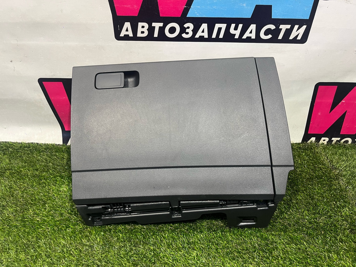 Бардачок к Volkswagen Jetta 2020