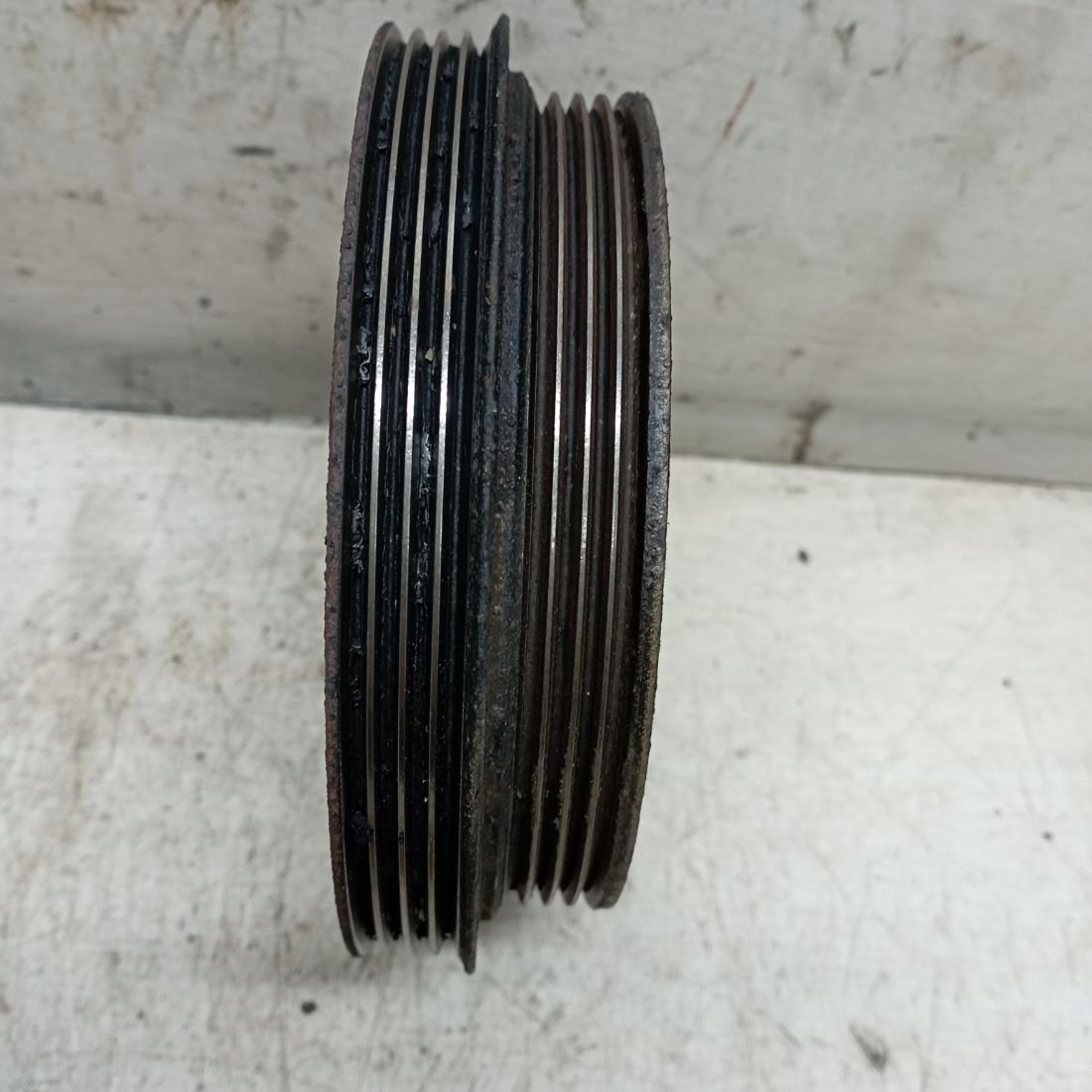 Шкив коленвала к Mazda 323 2000