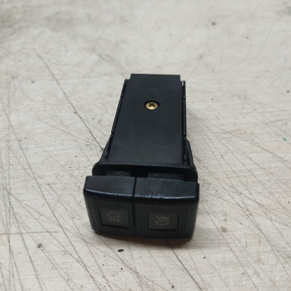 Кнопка противотуманных фар к Mazda 323 2000