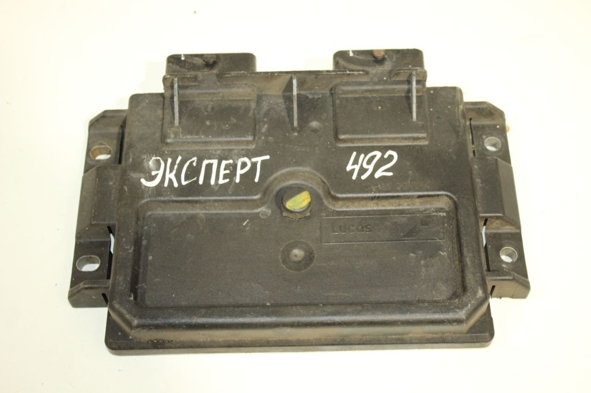 Блок управления двигателем к Citroen Jumpy 2005