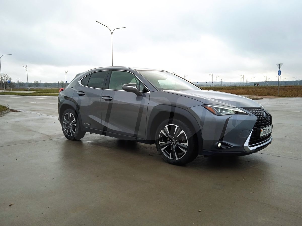 Lexus UX I, 2019