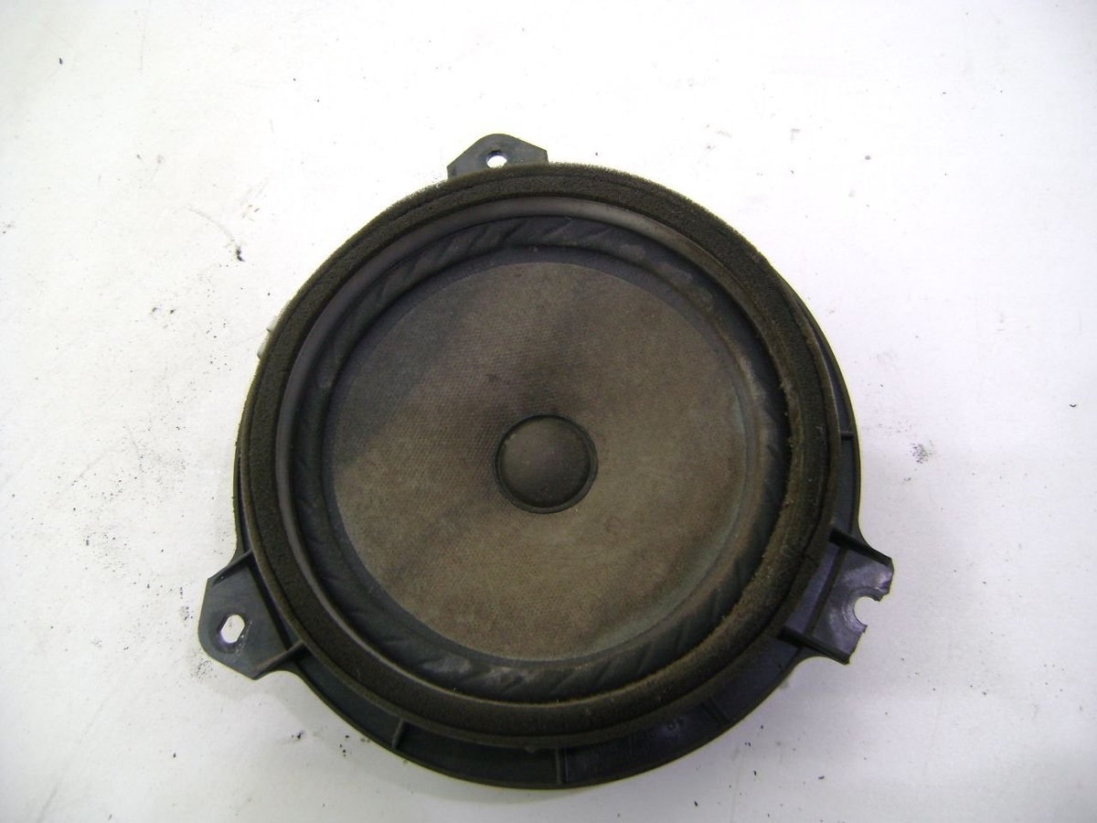 Динамик двери задней правой к Toyota Prius 2008