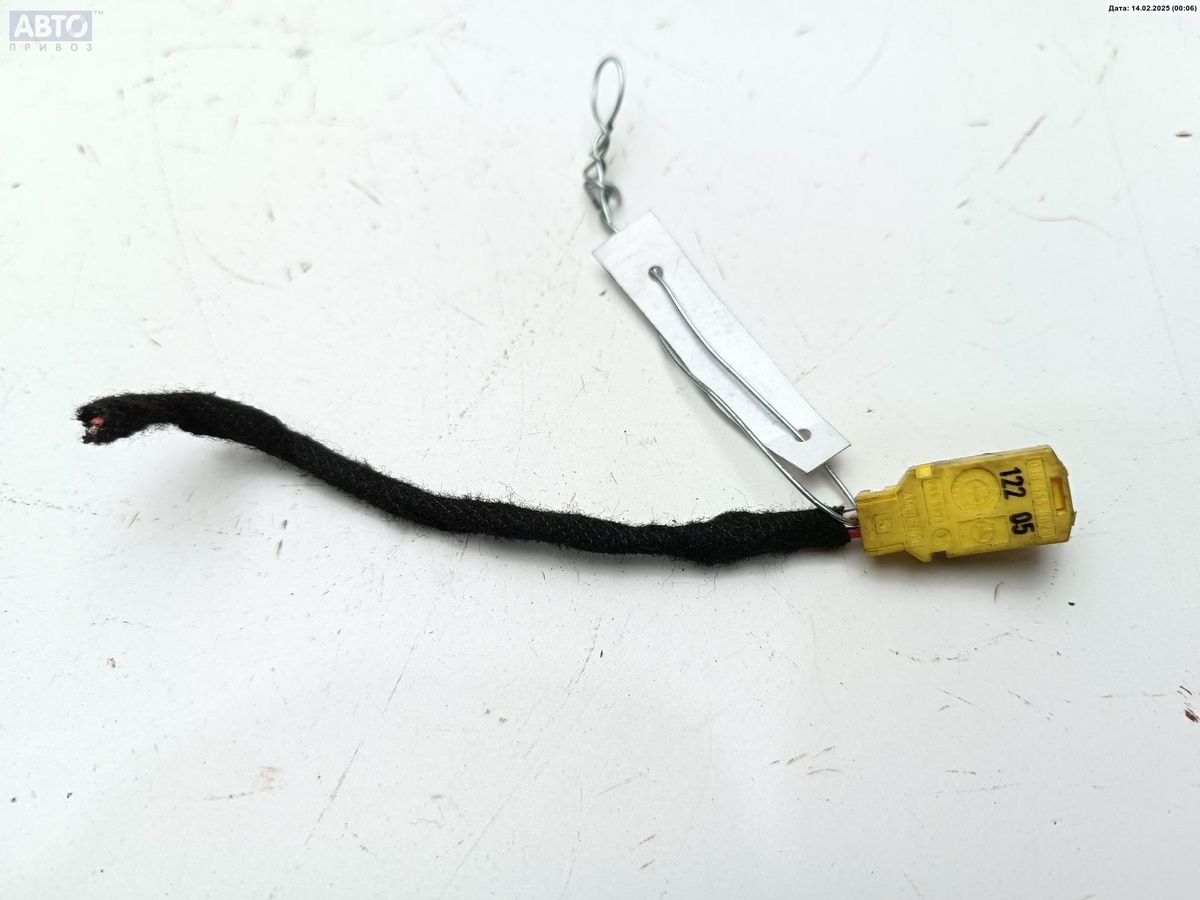 Разъем AUX / USB к Mercedes-Benz C-klasse 2005