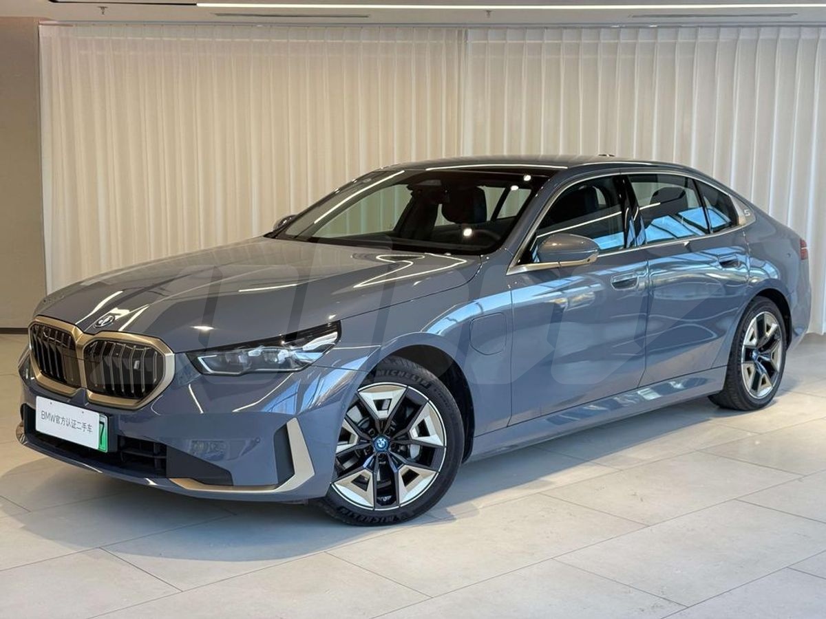 BMW i5 I, 2025