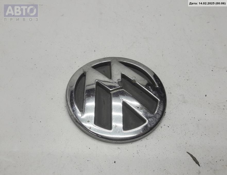 Эмблема к Volkswagen Passat 2001