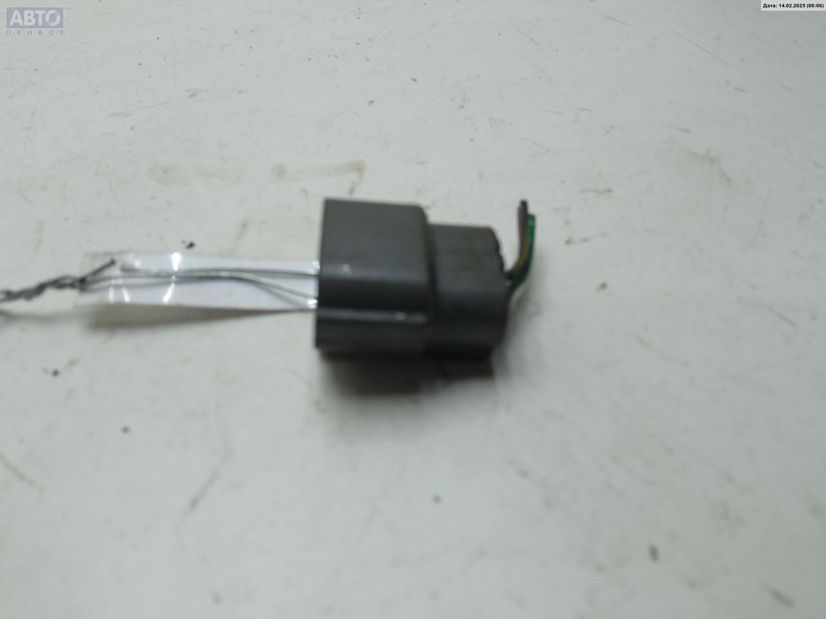 Разъем AUX / USB к Nissan Almera Tino 2001