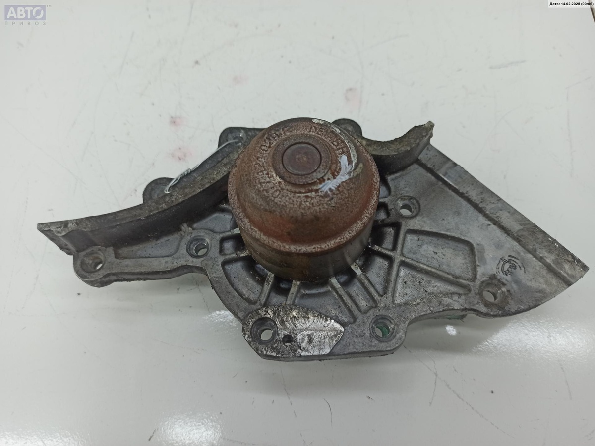 Помпа к Audi A8 1996