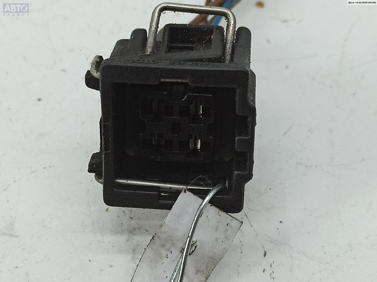 Разъем AUX / USB к Audi A4 1996