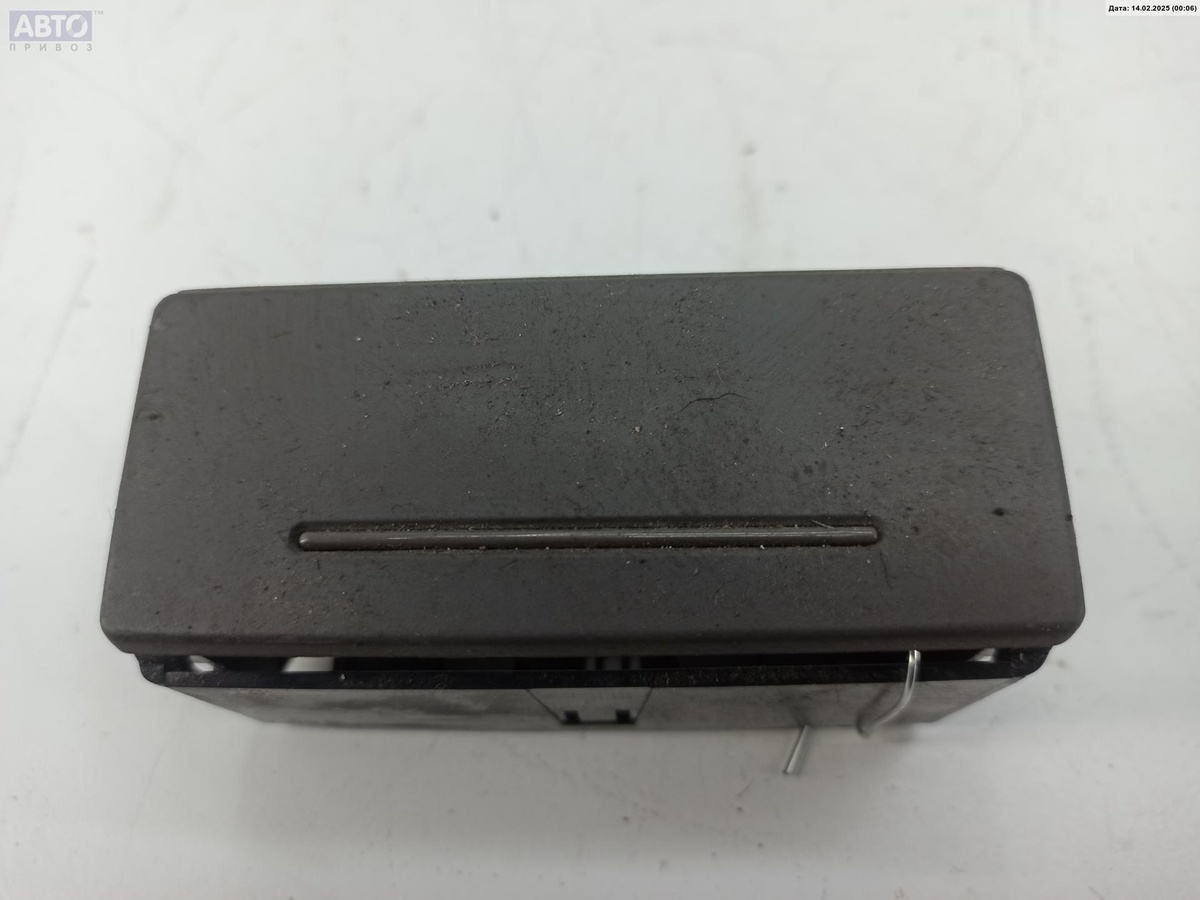 Пепельница к Audi A6 2002