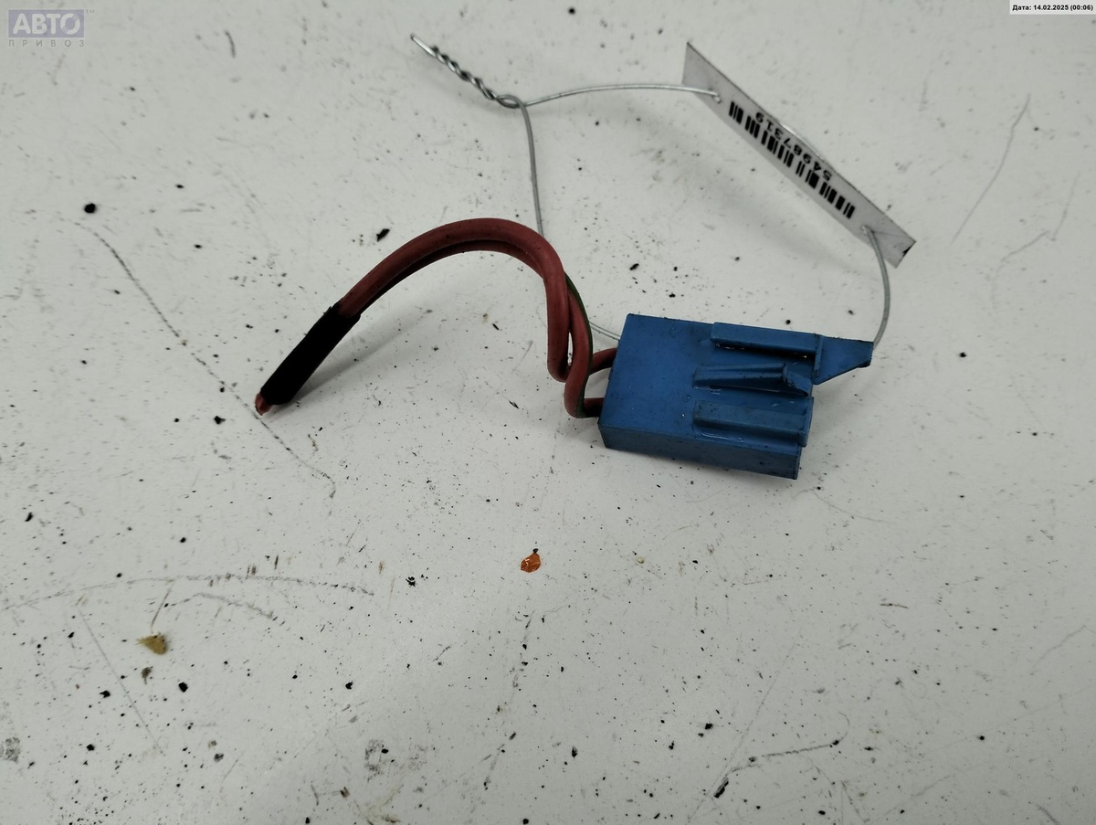 Разъем AUX / USB к Volkswagen Passat 1999