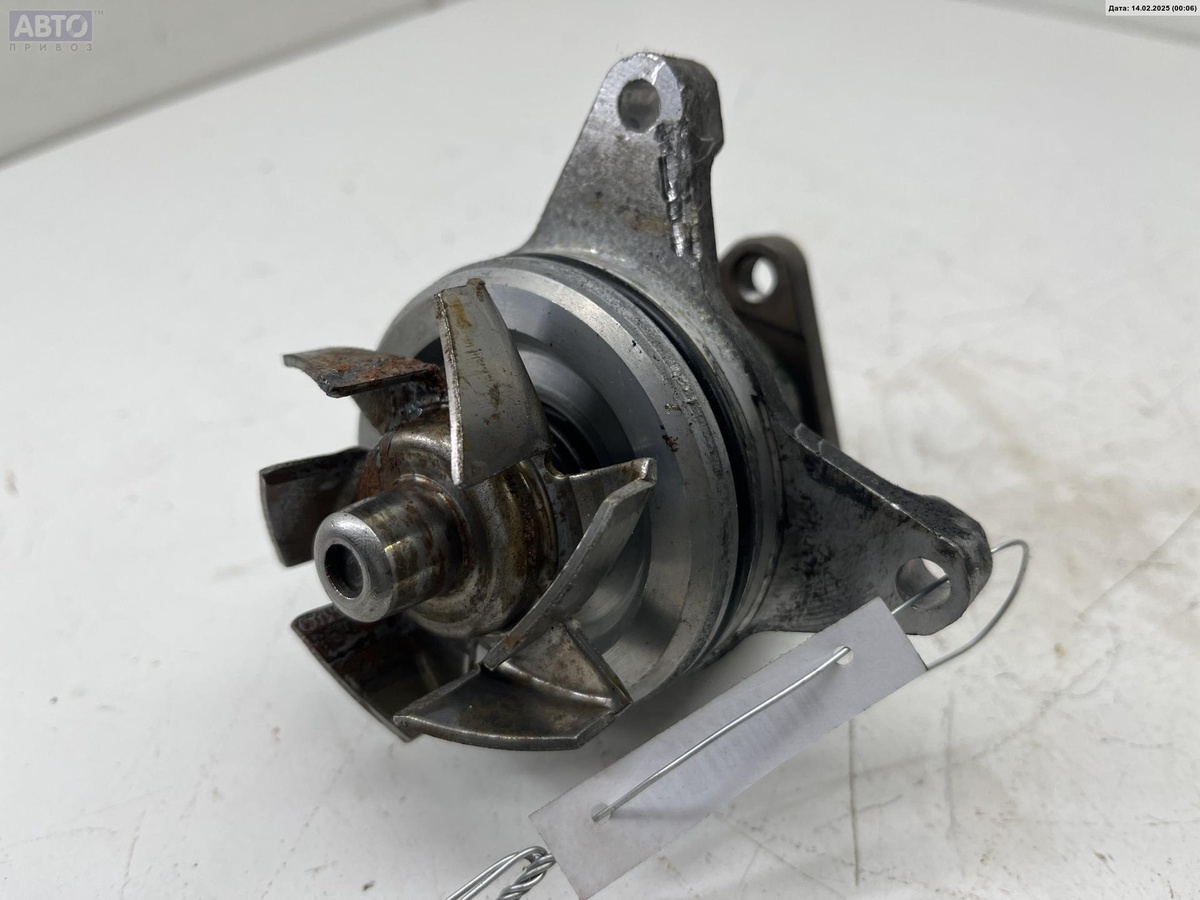 Помпа к Mazda 3 2003