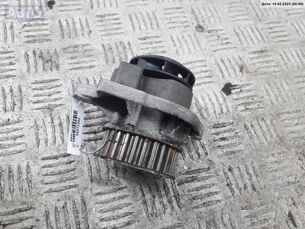 Помпа к Volkswagen Golf 2005