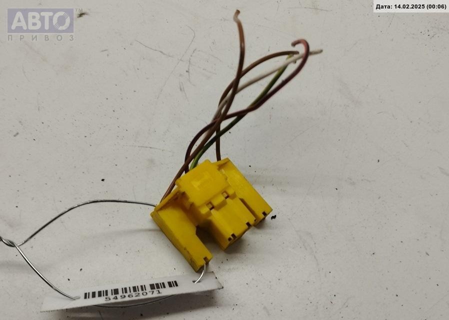 Разъем AUX / USB к Audi A8 1998