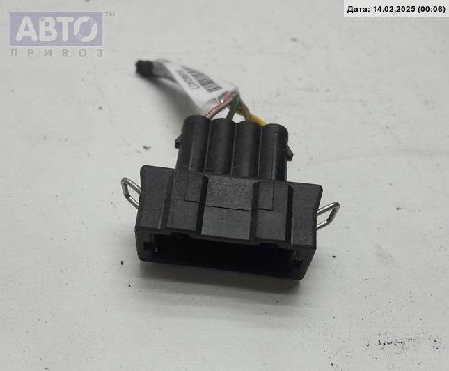Разъем AUX / USB к Volkswagen Golf 1994