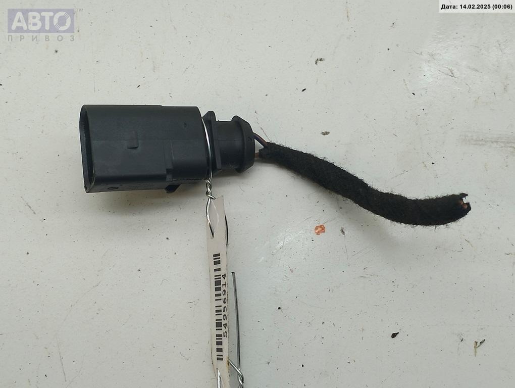 Разъем AUX / USB к Skoda Superb 2002