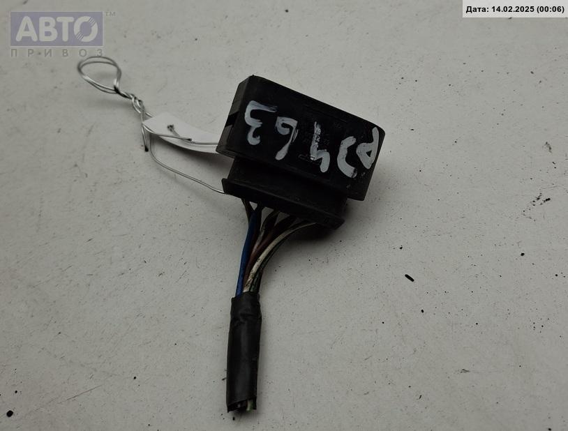 Разъем AUX / USB к Ford C-MAX 2005
