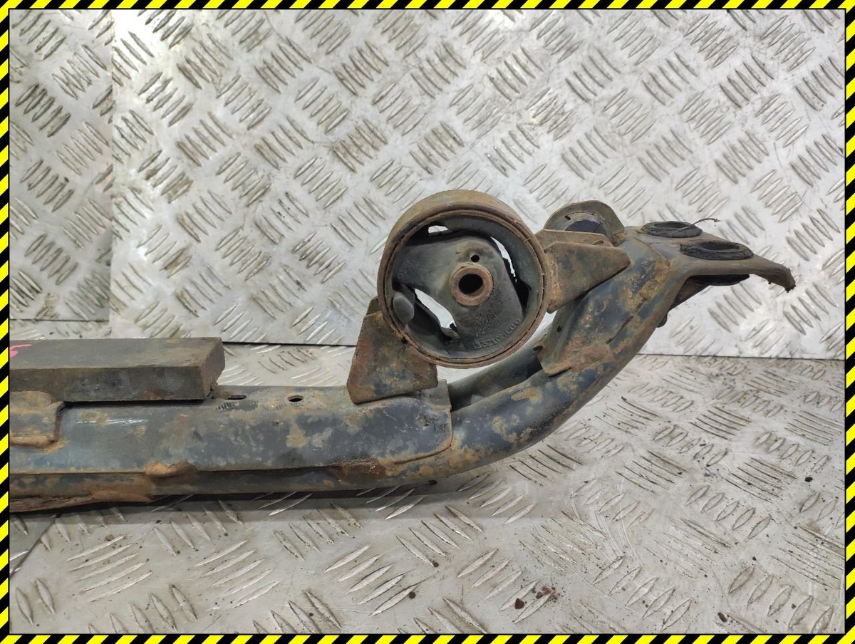 Балка под КПП к Nissan Almera 1997