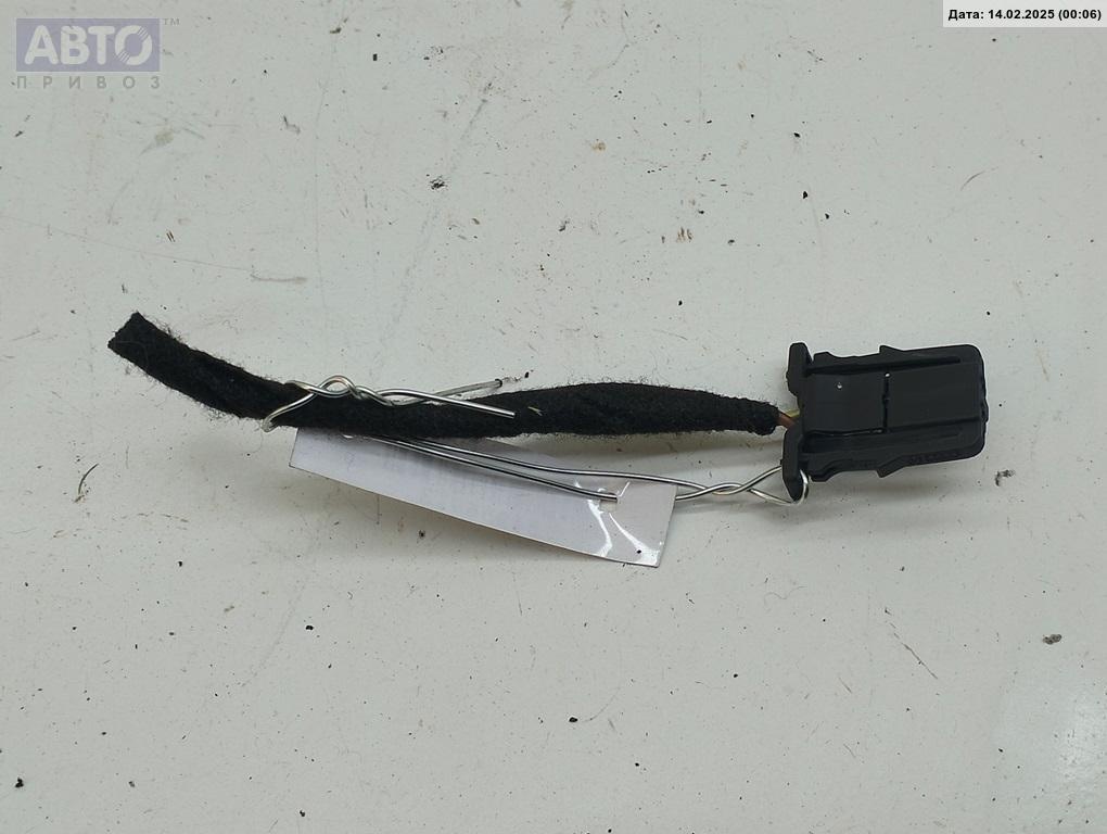 Разъем AUX / USB к Skoda Superb 2002