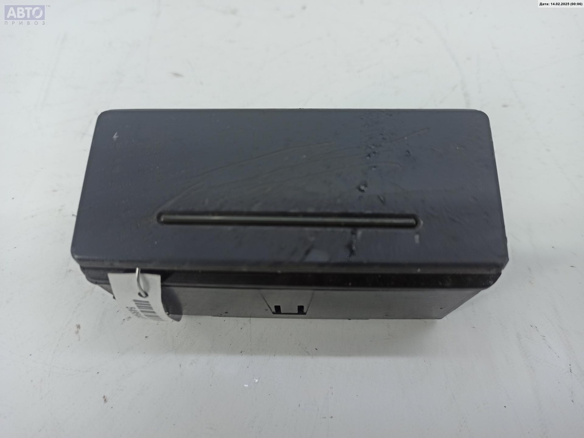 Пепельница к Audi A6 1999