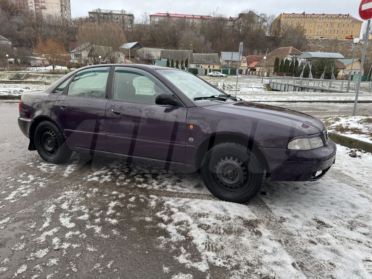Audi A4 I (B5), 1995